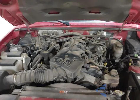 2011 Ford Ranger Xlt from USA, damaged, VIN 1FTLR4FE3BPA36997